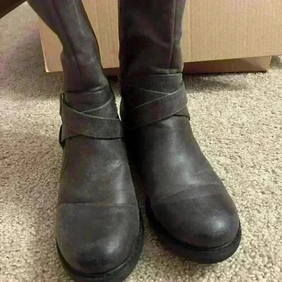 Bare traps Harly boots size 6.5 M - Picture 2 of 6